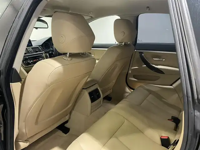 ＢＭＷ ４２０ｉ クーペ ラグジュアリー 愛知県 2014(平26)年 5.2万km サファイアブラックP ベージュ革シート/パワーシート/シートヒーター/ｉＤｒｉｖｅＨＤＤナビ　/Ｂｌｕｅｔｏｏｔｈ　/ＣＤ／ＤＶＤ　/バックカメラ　/コンフォートアクセス　/コーナーセンサー　/インテリジェントセーフティー　/ＡＣＣ　/ＬＤＷ　/ミラー型ＥＴＣ　/ドライブレコーダー/パワーバックドア/プッシュスタート/アイドリングストップ/ウィンカーミラー