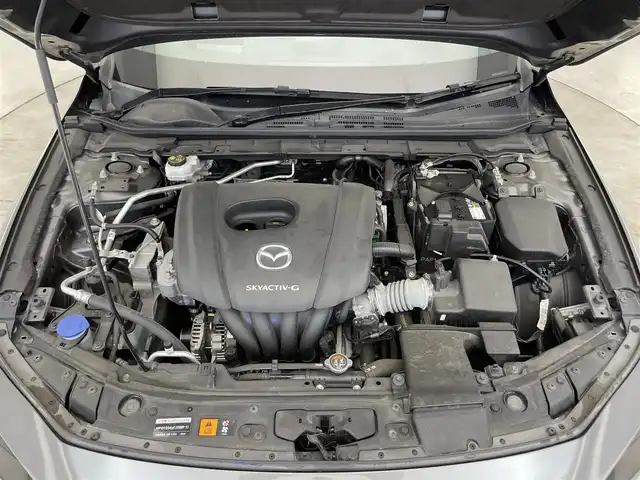 マツダ マツダ３ファストバック 15S ツーリング 滋賀県 2020(令2)年 5万km マシーングレープレミアムM 純正ナビ/AM/FM/CD/DVD/Bluetooth/USB/HDMI/全方位カメラ/ETC/スマートブレーキサポート/レーダークルーズコントロール/車線逸脱警報システム/レーンキープアシスト/ブラインドスポットモニター/LEDヘッドライト/オートライト/オートハイビーム/ヘッドアップディスプレイ/パーキングセンサー/プッシュスタート /スマートキー