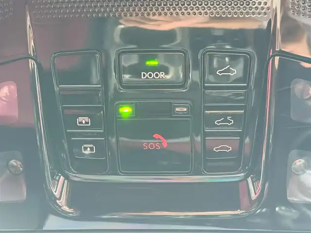 レクサス ＮＸ 250 バージョンL 愛知県 2023(令5)年 2.9万km ソニッククォーツ /禁煙/ワンオーナー/パノラマサンルーフ/赤黒ツートン革シート//ディーラー整備記録簿R5.6.7//純正ナビ/フルセグ/BT/USB/Miracast//全方位カメラ/ビルトインETC2.0/全天周ドラレコ/HUD//メモリ付きパワーシート//前席シーートヒーター/エアシート//後席シートヒーター//デジタルインナーミラー//革巻きステア/ステアスイッチ/パドルシフト/ステアヒーター//PCS/LDA/ACC/PSB/BSM/RSA/安心降車//RCTA/リアカメラディテクション//ドライブモード//照明付きバニティミラー//純正20インチAW//新車時保証書//取扱説明書//スペアスマートキー/カードキー有