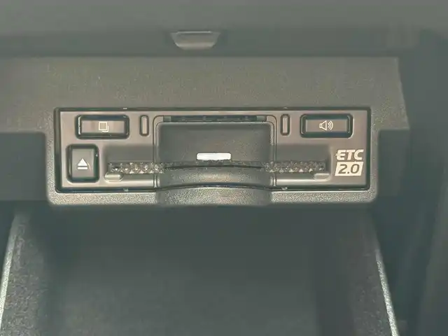 レクサス ＮＸ 250 バージョンL 愛知県 2023(令5)年 2.9万km ソニッククォーツ /禁煙/ワンオーナー/パノラマサンルーフ/赤黒ツートン革シート//ディーラー整備記録簿R5.6.7//純正ナビ/フルセグ/BT/USB/Miracast//全方位カメラ/ビルトインETC2.0/全天周ドラレコ/HUD//メモリ付きパワーシート//前席シーートヒーター/エアシート//後席シートヒーター//デジタルインナーミラー//革巻きステア/ステアスイッチ/パドルシフト/ステアヒーター//PCS/LDA/ACC/PSB/BSM/RSA/安心降車//RCTA/リアカメラディテクション//ドライブモード//照明付きバニティミラー//純正20インチAW//新車時保証書//取扱説明書//スペアスマートキー/カードキー有