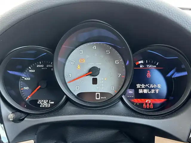 ポルシェ マカン S 奈良県 2019(令1)年 2.3万km ヴァルカノグレーメタリック ワンオーナー/クロノスポーツパッケージ/ベージュ茶ハーフレザーシート/純正ナビ/ドライビングメモリーパッケージ/ローンチコントロール/レーシングシフトプログラム/スポーツレポンス/レーダークルコン/パノラミックビューモニター/フロントシートヒーティング/ダイナミック・ライト・システム/パワーバックドア/純正19インチアルミホイール/純正フロアマット/純正ETC/純正ドライブレコーダー/スペアキー/保証書/取扱説明書
