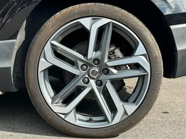 ボルボ Ｖ４０ クロスカントリー D4 アクティブED 福島県 2018(平30)年 5.4万km オニキスブラックP 150台限定車/パノラマガラスルーフ/Harman/Kardon/ACC/レーンキープ/ブラインドスポット/コンビ革シート/パワーシート/シートヒーター/純正ナビ/バックカメラ/フルセグTV/ETC/LEDオートライト/前後ドライブレコーダー/コーナーセンサー/社外レーダー/純正19AW/パドルシフト/スマートキー/取扱説明書/保証書/スペアキー