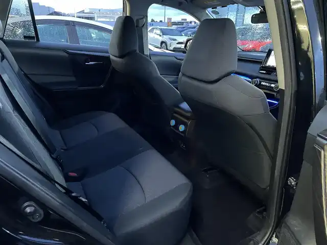 トヨタ ＲＡＶ４ X 島根県 2019(令1)年 8.1万km アティチュードブラックマイカ 登録時走行距離81873km/４WD/純正9インチナビ（NSZT-Y68T）/Bluetooth/CD/DVD/AM/FM/フルセグテレビ/レーダークルーズコントロール/プリクラッシュセーフティ/パーキングサポートブレーキ/レーントレーシングアシスト/ロードサインアシスト/電動パーキング/電動格納ミラー/ドライブレコーダー/オートライト/オートハイビーム/ETC