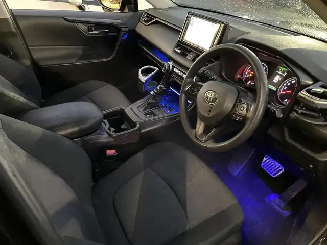 トヨタ ＲＡＶ４ X 島根県 2019(令1)年 8.1万km アティチュードブラックマイカ 登録時走行距離81873km/４WD/純正9インチナビ（NSZT-Y68T）/Bluetooth/CD/DVD/AM/FM/フルセグテレビ/レーダークルーズコントロール/プリクラッシュセーフティ/パーキングサポートブレーキ/レーントレーシングアシスト/ロードサインアシスト/電動パーキング/電動格納ミラー/ドライブレコーダー/オートライト/オートハイビーム/ETC
