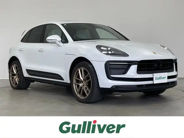ポルシェ ポルシェ マカン T 埼玉県 2024(令6)年 2万km 白 サンルーフ　メーカーナビ　全方位カメラ　白レザーシート　ＢＯＳＥサウンド　メモリシート　前後ドライブレコーダー　シートヒーター　衝突被害軽減ブレーキ　純正アルミホイール　オートハイビーム　ＬＥＤライト