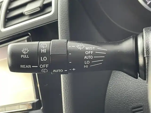 スバル インプレッサ ＸＶ 2．0i－L アイサイト 道央・札幌 2016(平28)年 4.4万km アイスシルバーメタリック ・４WD/・ストラーダ7型SDナビ/　CD/DVD/SD/BT/フルセグTV/・カロッツェリア製サブウーファー(TS-WX120A)/・ETC/・アイサイト/　衝突被害軽減ブレーキ/　レーンキープアシスト/　先行車発進お知らせ/　後退速度リミッター/・全車速追従式クルーズコントロール/・アイドリングストップ/・横滑り防止装置/・ABS/・SI-DRIVE/・パドルシフト/・キセノンヘッドライト/・前後フォグランプ/・LEDアクセサリーライナー/・ドアミラーウィンカー/・ドアバイザー/・ヘッドランプウォッシャー/・D+N席パワーシート/・トノカバー/・プッシュスタート/・スマートキー/・スペアキー/・取/保