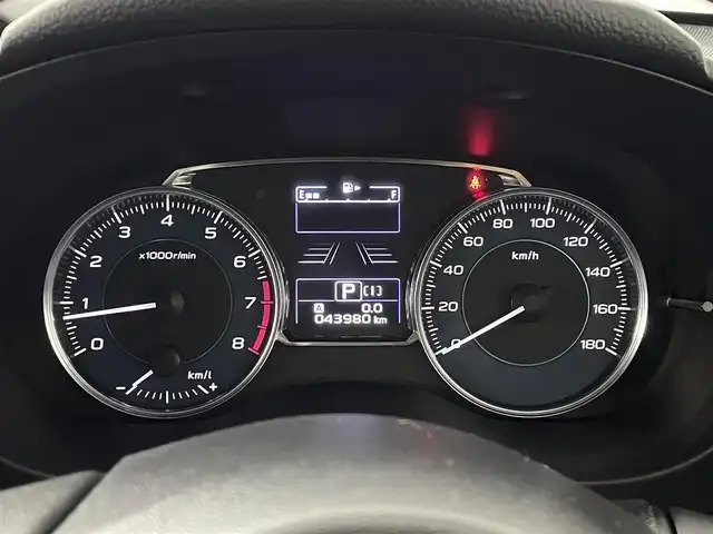 スバル インプレッサ ＸＶ 2．0i－L アイサイト 道央・札幌 2016(平28)年 4.4万km アイスシルバーメタリック ・４WD/・ストラーダ7型SDナビ/　CD/DVD/SD/BT/フルセグTV/・カロッツェリア製サブウーファー(TS-WX120A)/・ETC/・アイサイト/　衝突被害軽減ブレーキ/　レーンキープアシスト/　先行車発進お知らせ/　後退速度リミッター/・全車速追従式クルーズコントロール/・アイドリングストップ/・横滑り防止装置/・ABS/・SI-DRIVE/・パドルシフト/・キセノンヘッドライト/・前後フォグランプ/・LEDアクセサリーライナー/・ドアミラーウィンカー/・ドアバイザー/・ヘッドランプウォッシャー/・D+N席パワーシート/・トノカバー/・プッシュスタート/・スマートキー/・スペアキー/・取/保