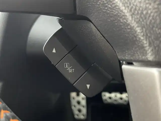 スバル インプレッサ ＸＶ 2．0i－L アイサイト 道央・札幌 2016(平28)年 4.4万km アイスシルバーメタリック ・４WD/・ストラーダ7型SDナビ/　CD/DVD/SD/BT/フルセグTV/・カロッツェリア製サブウーファー(TS-WX120A)/・ETC/・アイサイト/　衝突被害軽減ブレーキ/　レーンキープアシスト/　先行車発進お知らせ/　後退速度リミッター/・全車速追従式クルーズコントロール/・アイドリングストップ/・横滑り防止装置/・ABS/・SI-DRIVE/・パドルシフト/・キセノンヘッドライト/・前後フォグランプ/・LEDアクセサリーライナー/・ドアミラーウィンカー/・ドアバイザー/・ヘッドランプウォッシャー/・D+N席パワーシート/・トノカバー/・プッシュスタート/・スマートキー/・スペアキー/・取/保