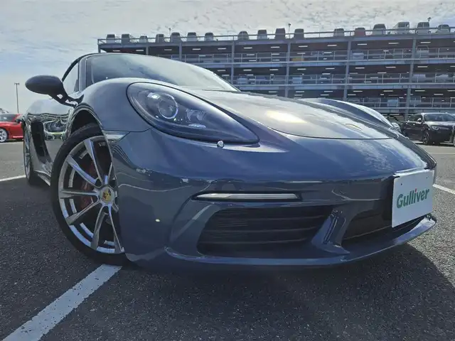 ポルシェ ７１８ボクスター S 宮城県 2017(平29)年 3.7万km グレー スポーツクロノパッケージ/純正ナビ/バックカメラ/ビルトインETC/横滑り防止装置/HIDヘッドランプ/オートライト/ターボ/革巻きステアリング/パドルシフト/革シート/パワーシート/シートヒーター/純正19インチアルミホイール/リモコンキー/禁煙車