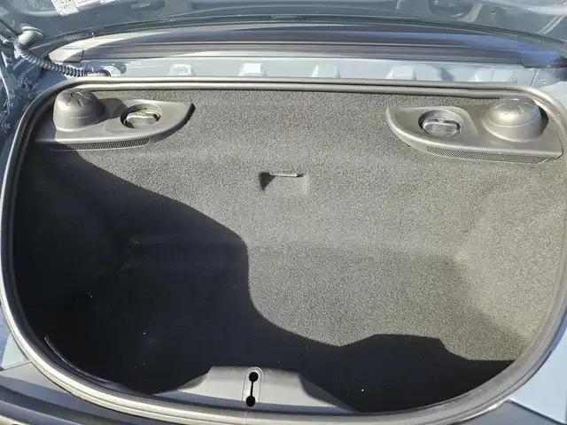 ポルシェ ７１８ボクスター S 宮城県 2017(平29)年 3.7万km グレー スポーツクロノパッケージ/純正ナビ/バックカメラ/ビルトインETC/横滑り防止装置/HIDヘッドランプ/オートライト/ターボ/革巻きステアリング/パドルシフト/革シート/パワーシート/シートヒーター/純正19インチアルミホイール/リモコンキー/禁煙車