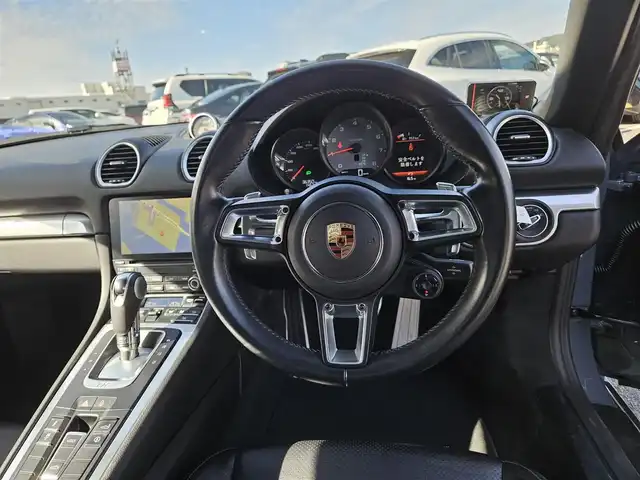 ポルシェ ７１８ボクスター S 宮城県 2017(平29)年 3.7万km グレー スポーツクロノパッケージ/純正ナビ/バックカメラ/ビルトインETC/横滑り防止装置/HIDヘッドランプ/オートライト/ターボ/革巻きステアリング/パドルシフト/革シート/パワーシート/シートヒーター/純正19インチアルミホイール/リモコンキー/禁煙車