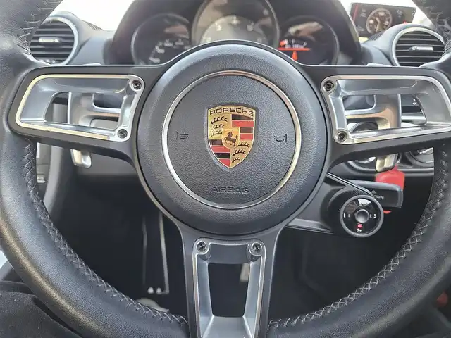 ポルシェ ７１８ボクスター S 宮城県 2017(平29)年 3.7万km グレー スポーツクロノパッケージ/純正ナビ/バックカメラ/ビルトインETC/横滑り防止装置/HIDヘッドランプ/オートライト/ターボ/革巻きステアリング/パドルシフト/革シート/パワーシート/シートヒーター/純正19インチアルミホイール/リモコンキー/禁煙車