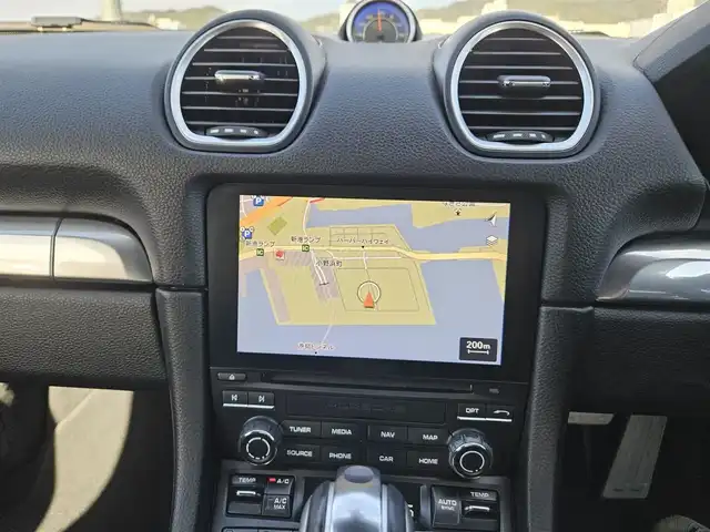 ポルシェ ７１８ボクスター S 宮城県 2017(平29)年 3.7万km グレー スポーツクロノパッケージ/純正ナビ/バックカメラ/ビルトインETC/横滑り防止装置/HIDヘッドランプ/オートライト/ターボ/革巻きステアリング/パドルシフト/革シート/パワーシート/シートヒーター/純正19インチアルミホイール/リモコンキー/禁煙車