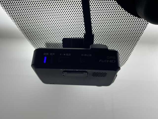 日産 スカイライン ハイブリッド 350GT Type SP 茨城県 2018(平30)年 9.4万km ラディアントレッド 純正ナビ/フルセグTV/全方位カメラ/ドライブレコーダー/BOSEサウンド/パドルシフト/ETC/追従クルーズコントロール/シートヒーター/LEDヘッドライト/純正19インチアルミホイール