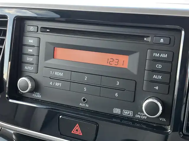 日産 デイズ ルークス X 道南・函館 2017(平29)年 1.2万km ホワイトパール /全周囲カメラ//片側パワースライドドア//アイドリングストップ//衝突軽減ブレーキ//ＡＢＳ//フロアマット//プッシュスタート//スマートキー//スペアキー1本//ワンオーナー//保証書//取扱説明書