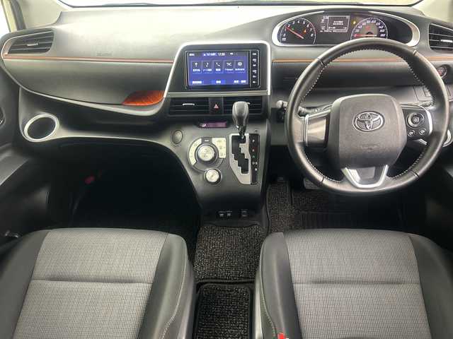 トヨタ シエンタ ファンベースG 鹿児島県 2020(令2)年 1.4万km ホワイトパールクリスタルシャイン 純正SDナビ/（AM/FM/CD/DVD/Bluetooth/HDMI）/バックカメラ/前後ドライブレコーダー/両側パワースライドドア/ビルトインETC/トヨタセーフティセンス/レーンキープアシスト/コーナーセンサー/純正AW15インチ/スマートキー/禁煙車/オートライト/LEDヘッドライト