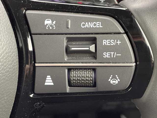 ホンダ ステップワゴン スパーダ eHEV 大阪府 2022(令4)年 3万km トワイライトミストブラックパール ホンダセンシング/・CMBS/・ACC先行車検知/・先行車発進お知らせ/・路外逸脱抑制機能/・LKAS/・BSM/・標識認識機能/・踏み間違い衝突軽減システム/純正11.4インチSDナビ/（CD/DVD/Bluetooth/フルセグ）/バックカメラ/ハーフレザーシート/前席シートヒーター/パドルシフト/ETC/横滑り防止/フロアマット/スマートキー/スペアキー×1本/Wエアバッグ/ABS