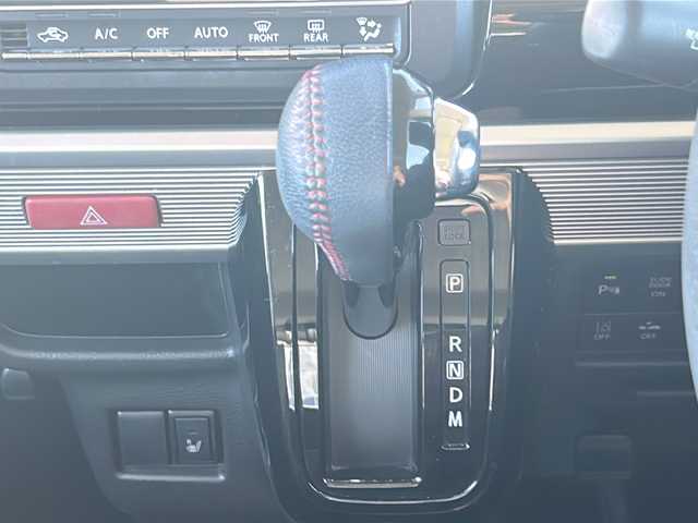 スズキ スペーシア カスタム HYBRID XS ターボ 三重県 2018(平30)年 4.5万km スチールシルバーM 禁煙/純正7型ワイドナビ/全方位カメラ/両側パワースライドドア/HUD/パドルシフト/ハーフレザーシート/シートヒーター/レーンキープアシスト/LEDヘッドライト/オートライト/ベンチシート/ステアリングスイッチ/プリクラッシュ/電動格納ミラー