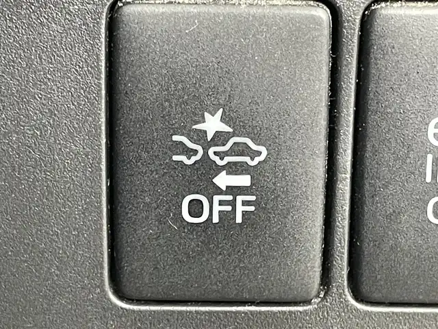 ダイハツ ムーヴ カスタム X VSスマートセレSA 岡山県 2014(平26)年 7.5万km パールホワイトⅢ ナビ　/（CD/DVD）/衝突軽減ブレーキ　/ＥＴＣ　/フルセグＴＶ　/プッシュスタート/スマートキー　　/アイドリングストップ　/純正フロアマット　/純正アルミホイール　/オートライト/キセノンヘッドライト/フォグランプ/ドアバイザー