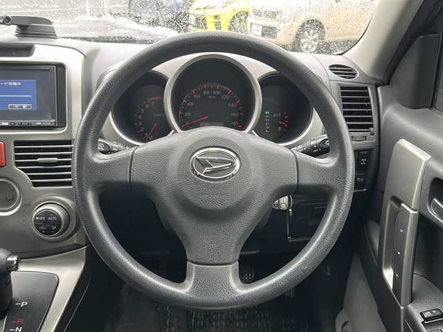 ダイハツ ビーゴ CX 福島県 2007(平19)年 9.4万km チタニウムグレーメタリック 社外メモリーナビ/・型番AVIC-HRZ099/・フルセグTV/CD/DVD/iPod/SD/FM/AM/・純正ETC/ワンオーナー/電動格納ミラー/・ウィンカーミラー/ハロゲンヘッドライト/・フォグランプ/ドアバイザー/積込みスタッドレスタイヤ/・215/65/16/・溝7mm