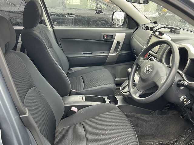 ダイハツ ビーゴ CX 福島県 2007(平19)年 9.4万km チタニウムグレーメタリック 社外メモリーナビ/・型番AVIC-HRZ099/・フルセグTV/CD/DVD/iPod/SD/FM/AM/・純正ETC/ワンオーナー/電動格納ミラー/・ウィンカーミラー/ハロゲンヘッドライト/・フォグランプ/ドアバイザー/積込みスタッドレスタイヤ/・215/65/16/・溝7mm