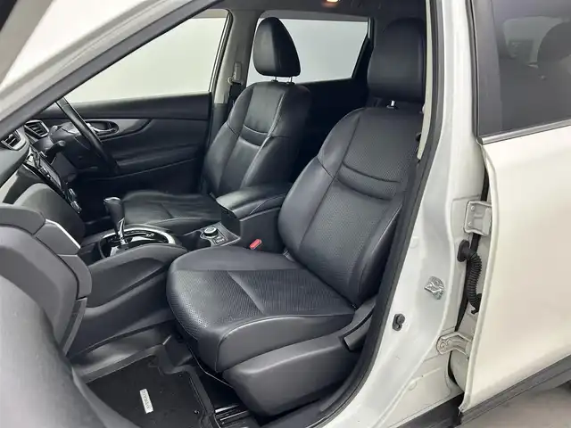 日産 エクストレイル 20Xt エマージェンシーブレーキ 福井県 2016(平28)年 10.7万km ナイトベールパープル ４WD/純正ナビ/CD/DVD/Bluetooth/TV/サンルーフ/クルーズコントロール/パワーバックドア/アラウンドビューモニター/バックカメラ/ETC/シートヒーター/ダウンヒルアシストコントロール/LEDヘッドライト/フォグランプ/アイドリングストップ/スマートキー