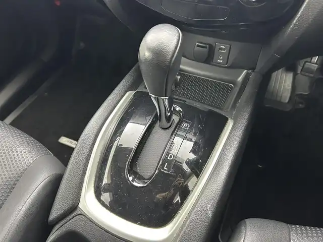 日産 エクストレイル 20Xt エマージェンシーブレーキ 福井県 2016(平28)年 10.7万km ナイトベールパープル ４WD/純正ナビ/CD/DVD/Bluetooth/TV/サンルーフ/クルーズコントロール/パワーバックドア/アラウンドビューモニター/バックカメラ/ETC/シートヒーター/ダウンヒルアシストコントロール/LEDヘッドライト/フォグランプ/アイドリングストップ/スマートキー