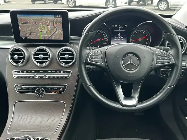 メルセデス・ベンツ Ｃ２００ エクスクルーシブラインリミテッド 福島県 2015(平27)年 7.3万km ポーラホワイト 純正ナビゲーション/【CD/USB/SD/BT/TV】/バックカメラ/ドライブレコーダー/ETC/前席シートヒーター/前席パワーシート/ステアリングリモコン/パドルシフト/衝突被害軽減ブレーキ/アダプティブクルーズコントロール/レーンキープアシスト/ブラインドスポットモニター/アイドリングストップ/LEDオートライト/純正フロアマット