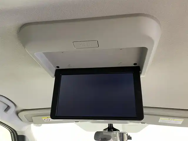 日産 セレナ ハイウェイスターVセレクションⅡ 愛知県 2018(平30)年 5.3万km ダイヤモンドブラック S-HYBRID/FF/エクストロニックCVT（インパネ）/純正 9型ナビ MM518D-L/（iPod/SD/FM/AM/TV/USB/Bluetooth/CD/DVD/Blu-ray/MUSIC STOCKER/HDMI/VTR/AUX）/11インチ 純正 後席フリップダウンモニター/インテリジェント アラウンドビューモニター（移動物検知機能付）/両側オートスライドドア/ドライブレコーダー 前後/ビルトイン ETC2.0/安全装備/・エマージェンシーブレーキ/〇セーフティパックA　/　・踏み間違い衝突防止アシスト　/　・標識検知機能（進入禁止、最高速度、一時停止）　/　・インテリジェントDA（ふらつき警報）　/　・フロント & バックソナー　/　・ヒーター付ドアミラー　/　・ステアリングスイッチ　/・LDW（車線逸脱警報）/・パーキングアシスト/・先行車発進お知らせ/装備/・クルーズコントロール/・オートエアコン/・後席オートエアコン/・オートライト/・LEDヘッドライト/・フロントフォグライト/・プッシュスタート/・インテリジェントキー/・純正16inAW/・保/取/ナビ取/・予備インテリキーx1