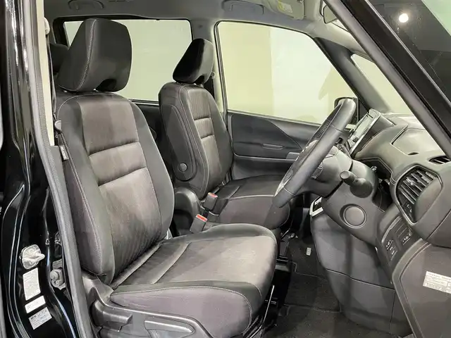 日産 セレナ ハイウェイスターVセレクションⅡ 愛知県 2018(平30)年 5.3万km ダイヤモンドブラック S-HYBRID/FF/エクストロニックCVT（インパネ）/純正 9型ナビ MM518D-L/（iPod/SD/FM/AM/TV/USB/Bluetooth/CD/DVD/Blu-ray/MUSIC STOCKER/HDMI/VTR/AUX）/11インチ 純正 後席フリップダウンモニター/インテリジェント アラウンドビューモニター（移動物検知機能付）/両側オートスライドドア/ドライブレコーダー 前後/ビルトイン ETC2.0/安全装備/・エマージェンシーブレーキ/〇セーフティパックA　/　・踏み間違い衝突防止アシスト　/　・標識検知機能（進入禁止、最高速度、一時停止）　/　・インテリジェントDA（ふらつき警報）　/　・フロント & バックソナー　/　・ヒーター付ドアミラー　/　・ステアリングスイッチ　/・LDW（車線逸脱警報）/・パーキングアシスト/・先行車発進お知らせ/装備/・クルーズコントロール/・オートエアコン/・後席オートエアコン/・オートライト/・LEDヘッドライト/・フロントフォグライト/・プッシュスタート/・インテリジェントキー/・純正16inAW/・保/取/ナビ取/・予備インテリキーx1