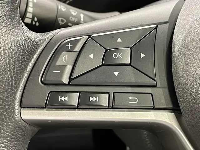 日産 セレナ ハイウェイスターVセレクションⅡ 愛知県 2018(平30)年 5.3万km ダイヤモンドブラック S-HYBRID/FF/エクストロニックCVT（インパネ）/純正 9型ナビ MM518D-L/（iPod/SD/FM/AM/TV/USB/Bluetooth/CD/DVD/Blu-ray/MUSIC STOCKER/HDMI/VTR/AUX）/11インチ 純正 後席フリップダウンモニター/インテリジェント アラウンドビューモニター（移動物検知機能付）/両側オートスライドドア/ドライブレコーダー 前後/ビルトイン ETC2.0/安全装備/・エマージェンシーブレーキ/〇セーフティパックA　/　・踏み間違い衝突防止アシスト　/　・標識検知機能（進入禁止、最高速度、一時停止）　/　・インテリジェントDA（ふらつき警報）　/　・フロント & バックソナー　/　・ヒーター付ドアミラー　/　・ステアリングスイッチ　/・LDW（車線逸脱警報）/・パーキングアシスト/・先行車発進お知らせ/装備/・クルーズコントロール/・オートエアコン/・後席オートエアコン/・オートライト/・LEDヘッドライト/・フロントフォグライト/・プッシュスタート/・インテリジェントキー/・純正16inAW/・保/取/ナビ取/・予備インテリキーx1