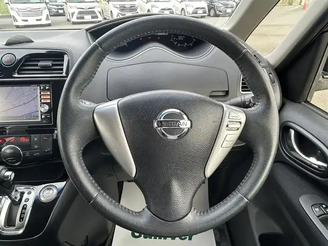 日産 セレナ ハイウェイスター Sハイブリッド 岡山県 2014(平26)年 8.1万km ダイヤモンドブラック ワンオーナー /純正メモリナビ/(CD/DVD/BT/フルセグ)/バックカメラ/衝突軽減ブレーキ/レーンアシスト/両側パワースライドドア/クルーズコントロール/ETC/オートライト/フォグランプ/純正16インチAW