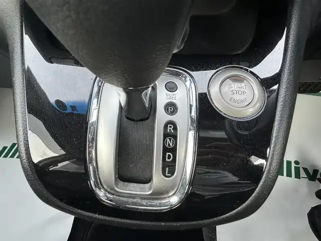 日産 セレナ ハイウェイスター Sハイブリッド 岡山県 2014(平26)年 8.1万km ダイヤモンドブラック ワンオーナー /純正メモリナビ/(CD/DVD/BT/フルセグ)/バックカメラ/衝突軽減ブレーキ/レーンアシスト/両側パワースライドドア/クルーズコントロール/ETC/オートライト/フォグランプ/純正16インチAW
