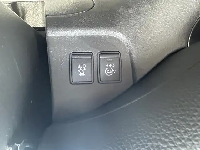 日産 セレナ ハイウェイスター Sハイブリッド 岡山県 2014(平26)年 8.1万km ダイヤモンドブラック ワンオーナー /純正メモリナビ/(CD/DVD/BT/フルセグ)/バックカメラ/衝突軽減ブレーキ/レーンアシスト/両側パワースライドドア/クルーズコントロール/ETC/オートライト/フォグランプ/純正16インチAW