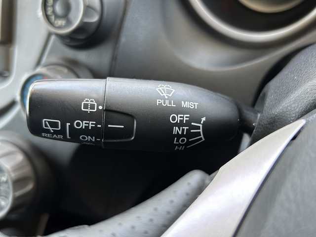 ホンダ フィット スポーティエディション 鳥取県 2010(平22)年 4.5万km ディープサファイアブルーパール ○純正ナビ/○電動格納ミラー/○ETC/○ワンセグ/○バックカメラ/○スタッドレスタイヤ4本積込