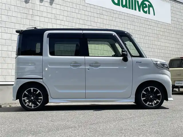 スズキ スペーシア カスタム HYBRID XS 山形県 2021(令3)年 3.9万km ピュアホワイトパール/ブラック2トーン 禁煙車/社外オーディオ/・AM/FM/CD/AUX/Bluetooth/アダプティブクルーズコントロール/アイドリングストップ/コーナーセンサー/車線逸脱警報/衝突被害軽減ブレーキ/横滑り防止装置/盗難防止装置/LEDヘッドライト/オートライト/フロントフォグランプ/両側パワースライドドア/ハーフレザーシート/シートヒーター（D/N席）/純正フロアマット/純正ドアバイザー/冬タイヤ積み込み/保証書/取扱説明書