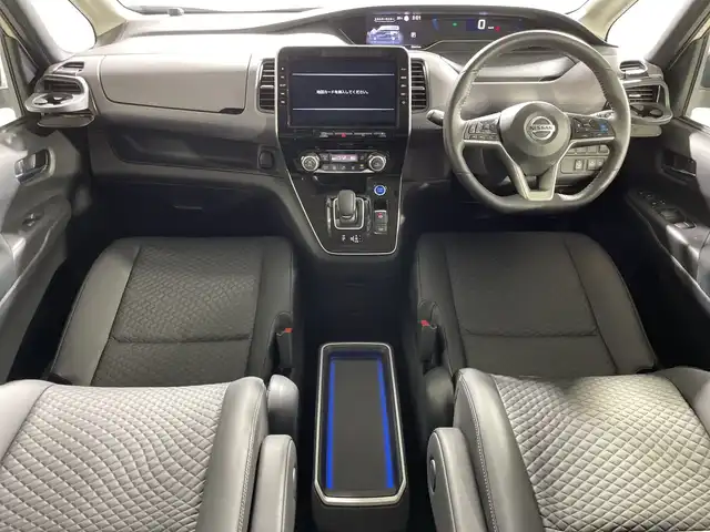 日産 セレナ e－パワー ハイウェイスター V 神奈川県 2021(令3)年 4万km カシミヤグレージュ 純正10型SDナビゲーション/AM FM Bluetooth フルセグ/アラウンドビューモニター/両側パワースライドドア/純正フリップダウンモニター/ビークルダイナミクスコントロール/プロパイロット/全方位運転支援システム/車線逸脱警報システム/車線逸脱防止支援システム/後側方車両検知警報/後側方衝突防止支援システム/エマージェンシーブレーキ/速度標識表示/道路標識表示/移動物検知/クロストラフィックアラート/デジタルインナーミラー/前方ドライブレコーダー/ETC/ステアリングリモコン/レザーシート/オートホールド/純正フロアマット/LEDヘッドライト/オートライト/オートマチックハイビーム/純正16インチアルミホイル/インテリジェントキー