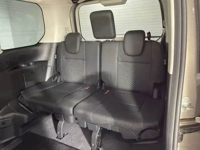 日産 セレナ e－パワー ハイウェイスター V 神奈川県 2021(令3)年 4万km カシミヤグレージュ 純正10型SDナビゲーション/AM FM Bluetooth フルセグ/アラウンドビューモニター/両側パワースライドドア/純正フリップダウンモニター/ビークルダイナミクスコントロール/プロパイロット/全方位運転支援システム/車線逸脱警報システム/車線逸脱防止支援システム/後側方車両検知警報/後側方衝突防止支援システム/エマージェンシーブレーキ/速度標識表示/道路標識表示/移動物検知/クロストラフィックアラート/デジタルインナーミラー/前方ドライブレコーダー/ETC/ステアリングリモコン/レザーシート/オートホールド/純正フロアマット/LEDヘッドライト/オートライト/オートマチックハイビーム/純正16インチアルミホイル/インテリジェントキー