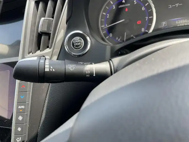 日産 スカイライン 200GT－t 福岡県 2015(平27)年 6.3万km クリスタルホワイトパール パーキングアシスト/クルーズコントロール/全方位車外カメラ/純正AW/純正フロアマット/純正ナビ/Bluetooth/ipod.AUX接続/フルセグTV（AM.FM.CD）/ビルドインETC/パワーシート/ハーフレザー/ドライブモード切替/１２Vソケット3個/USB2個/LEDライト