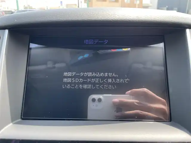 日産 スカイライン 200GT－t 福岡県 2015(平27)年 6.3万km クリスタルホワイトパール パーキングアシスト/クルーズコントロール/全方位車外カメラ/純正AW/純正フロアマット/純正ナビ/Bluetooth/ipod.AUX接続/フルセグTV（AM.FM.CD）/ビルドインETC/パワーシート/ハーフレザー/ドライブモード切替/１２Vソケット3個/USB2個/LEDライト