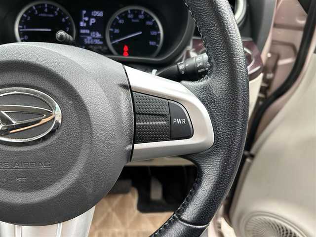 ダイハツ キャスト スタイル G SAⅡ 福岡県 2016(平28)年 5.7万km ライトローズマイカメタリック スマートアシスト/横滑り防止/盗難防止装置/エアバッグ(W)/レーンキープアシスト/コーナーセンサー/7型KENWOODナビ(BT、ワンセグ、CD)/社外ETC/純正アルミホイール/純正フロアマット/プッシュスタート/スマートキー/オートライト/LEDライト