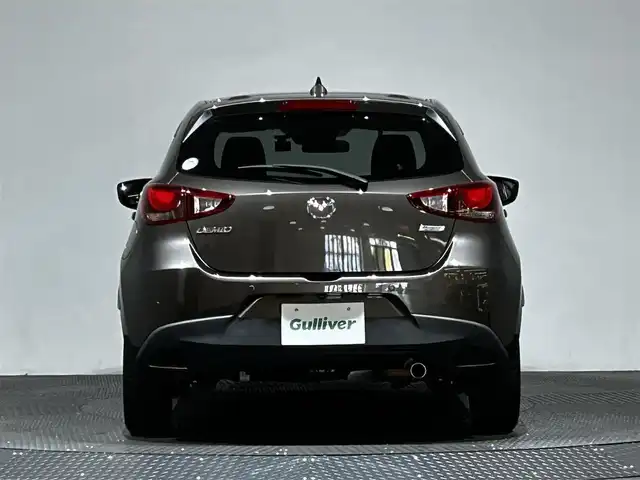 マツダ デミオ 15Sツーリング 愛媛県 2019(令1)年 4.2万km チタニウムフラッシュマイカ 純正メモリナビ/(AM/FM/CD/DVD/Bluetooth/フルセグ)/全周囲/バックカメラ/ヘッドアップディスプレイ/衝突被害軽減ブレーキ/ブラインドスポットモニター/レーンキープアシスト/オートマチックハイビーム/オートライト/アイドリングストップ/ウィンカーミラー/プッシュスタート/ETC