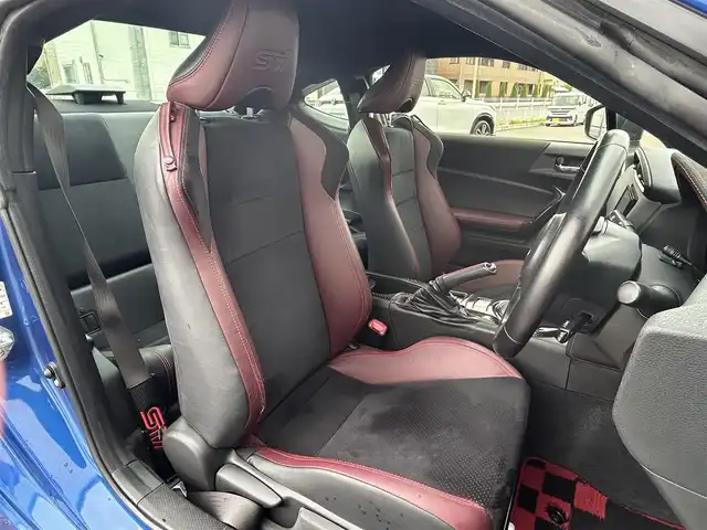 スバル ＢＲＺ STIスポーツ 群馬県 2020(令2)年 3.7万km WRブルーパール 6MT/純正メモリーナビ/(CD/DVD/BT/フルセグ)/バックカメラ/クルーズコントロール/D/N席シートヒーター/ブリッツ車高調/ロッソモデロマフラー/ブレンボキャリパー/ブレンボエアクリーナー/ステアリングスイッチ/ETC/純正フロアマット/純正18インチAW