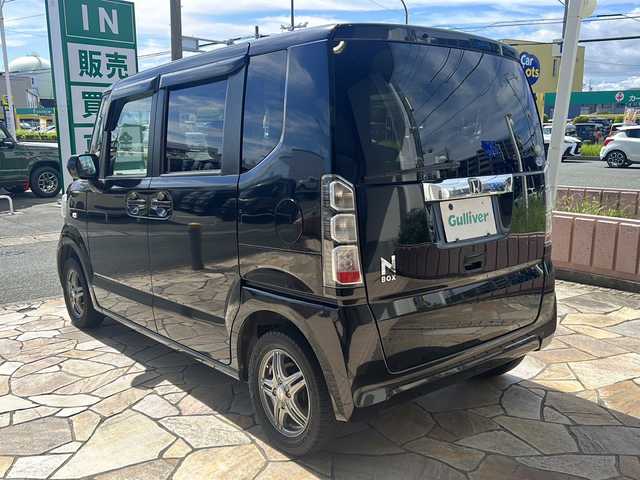 ホンダ Ｎ ＢＯＸ G Lパッケージ 静岡県 2012(平24)年 7.5万km クリスタルブラックパール 【主要装備】/純正ナビ　/両側パワースライドドア　/バックカメラ　/プッシュスタート　/スマートキー　/スペアキー有り　/横滑り防止機能　/バックカメラ　/純正フロアマット　/社外１３インチアルミホイール　/ワンセグテレビ　/ＵＳＢ