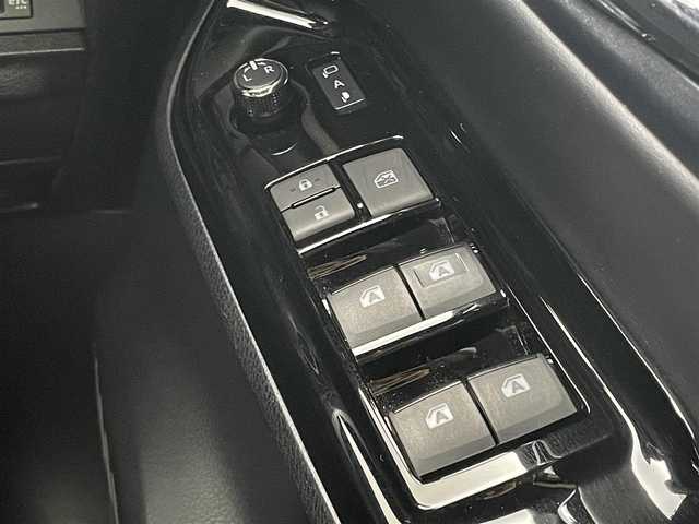 トヨタ ノア Si ダブルバイビーⅡ 茨城県 2019(令1)年 7.9万km ホワイトパールクリスタルシャイン 純正10型ナビ/バックカメラ/フルセグ/モデリスタエアロ/衝突被害軽減ブレーキ/車線逸脱抑制装置/クルーズコントロール/オートマチックハイビーム/クリアランスソナー/両側電動スライドドア/ETC/ドラレコ/シートヒーター/純正16インチAW/LEDヘッドライト/スマートキー