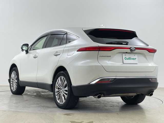 トヨタ ハリアー Z 道央・札幌 2021(令3)年 4.2万km ホワイトパールクリスタルシャイン ・４WD/寒冷地仕様/・トヨタセーフティセンス/・プリクラッシュセーフティ/・レーダークルーズコントロール/・ブラインドスポットモニター/・JBLサウンド/・純正１２.３インチディスプレイ/・ナビ.Bluetooth.フルセグ/・バックカメラ/TVキャンセラー/・パワーバックドア/・ハーフレザーシート/・LEDオートライト/オートハイビーム/・ミラーヒーター/・ビルトイン2.0ETC/・デジタルインナーミラー/・スマートキー/・スタッドレス積み込み