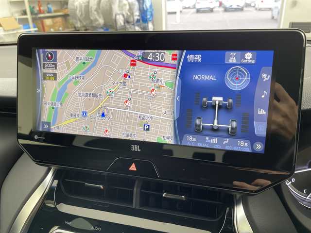 トヨタ ハリアー Z 道央・札幌 2021(令3)年 4.2万km ホワイトパールクリスタルシャイン ・４WD/寒冷地仕様/・トヨタセーフティセンス/・プリクラッシュセーフティ/・レーダークルーズコントロール/・ブラインドスポットモニター/・JBLサウンド/・純正１２.３インチディスプレイ/・ナビ.Bluetooth.フルセグ/・バックカメラ/TVキャンセラー/・パワーバックドア/・ハーフレザーシート/・LEDオートライト/オートハイビーム/・ミラーヒーター/・ビルトイン2.0ETC/・デジタルインナーミラー/・スマートキー/・スタッドレス積み込み