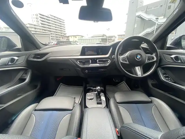ＢＭＷ １１８ｄ Mスポーツ EDジョイ+ 栃木県 2021(令3)年 4.8万km サファイアブラックP iDriveナビパッケージ  /コンフォートパッケージ  /ACC  /レーン　/バックカメラ　/インテリジェントセーフティ　/純正ナビ　/D席パワーシート　/ハーフレザー　/電動リアゲート　/ETC  /LED  /純正18インチAW