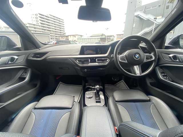 ＢＭＷ １１８ｄ Mスポーツ EDジョイ+ 宮城県 2021(令3)年 4.8万km サファイアブラックP iDriveナビパッケージ  /コンフォートパッケージ  /ACC  /レーン　/バックカメラ　/インテリジェントセーフティ　/純正ナビ　/D席パワーシート　/ハーフレザー　/電動リアゲート　/ETC  /LED  /純正18インチAW