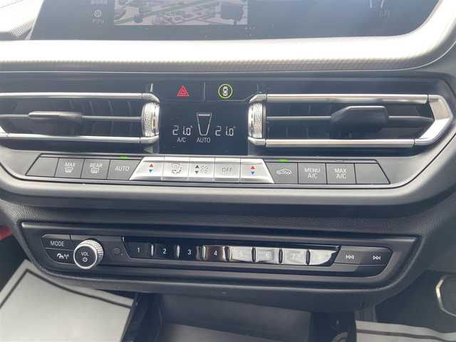 ＢＭＷ １１８ｄ Mスポーツ EDジョイ+ 宮城県 2021(令3)年 4.8万km サファイアブラックP iDriveナビパッケージ  /コンフォートパッケージ  /ACC  /レーン　/バックカメラ　/インテリジェントセーフティ　/純正ナビ　/D席パワーシート　/ハーフレザー　/電動リアゲート　/ETC  /LED  /純正18インチAW